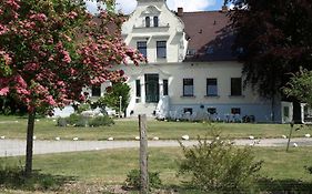 Hotel Pension Gutshaus Neu Wendorf